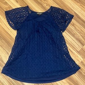 Women’s small blue shirt